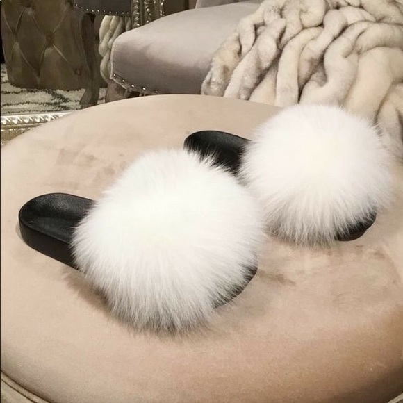 white fur slides